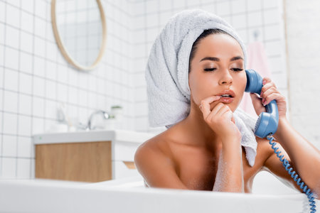 Farbanalyse: Welche Lippenstiftfarbe passt zu welchem Hauttyp?