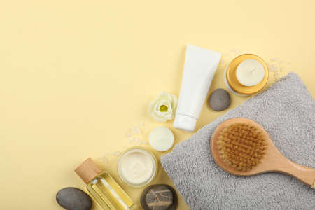 Naturkosmetik vs. konventionelle Körperpflege: Vor- und Nachteile bei Bodylotions & Ölen