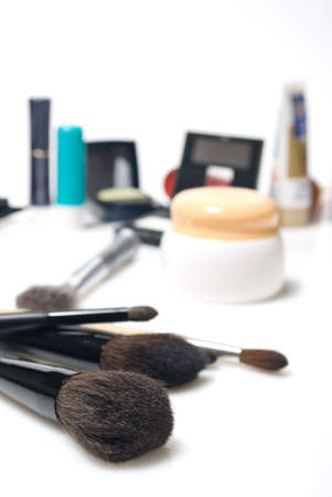 Naturkosmetik versus konventionelle Haarprodukte – Was ist besser für Männer?