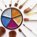 Von Alltags- bis Abend-Make-up: Looks für Brillenträgerinnen mit Wow-Faktor